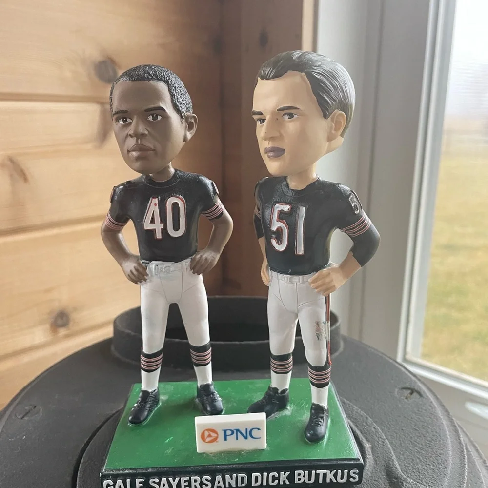4 pc. Chicago Bears NFL Bobblehead Set - Picture 5 of 8
